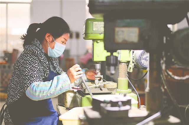 河北武強縣帶動近3000戶脫貧戶穩(wěn)定增收